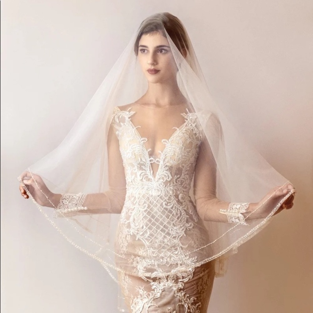 Champagne Fingertip Beaded Wedding Veil